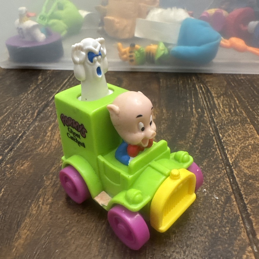 Vintage 1992 Warner Bros Looney Tunes Porky's Ghost Catchers Toy Vehicle